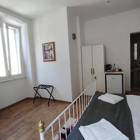 Papavero Rooms Pula Exterior foto